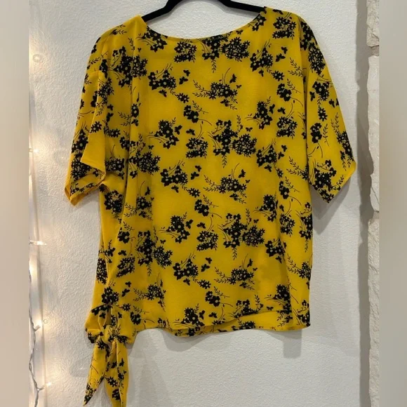 Michael Kors Yellow Floral Tie Front Blouse - Picture 3 of 6